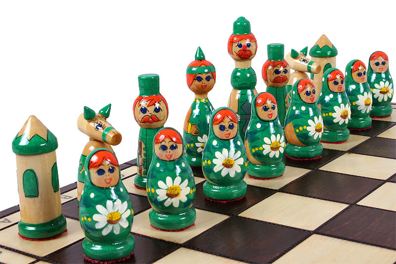 Ajedrez Babushka de madera verde, diseño ruso, tablero de 16,5"