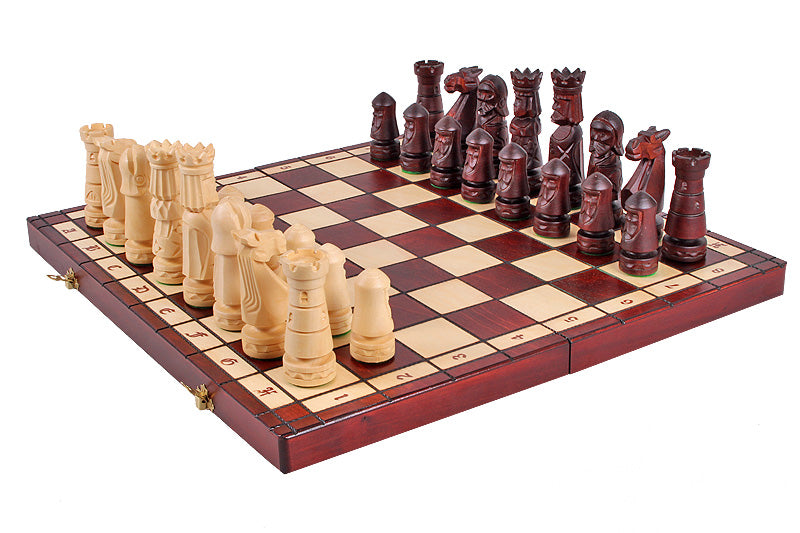 Juego de ajedrez plegable pequeño Castle, piezas de madera de tilo artesanales, tablero de 50 cm