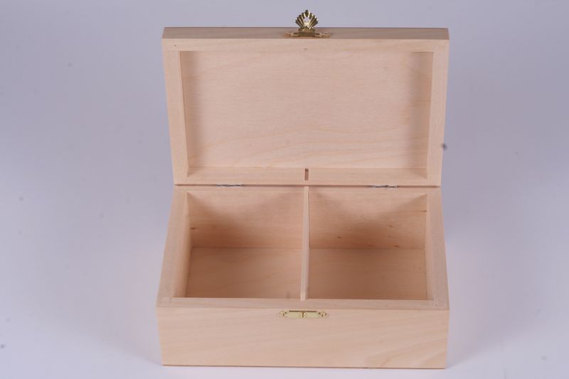 Caja de ajedrez de madera para 4 piezas – Acabado en madera clara