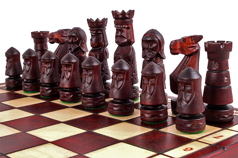 Juego de ajedrez plegable pequeño Castle, piezas de madera de tilo artesanales, tablero de 50 cm