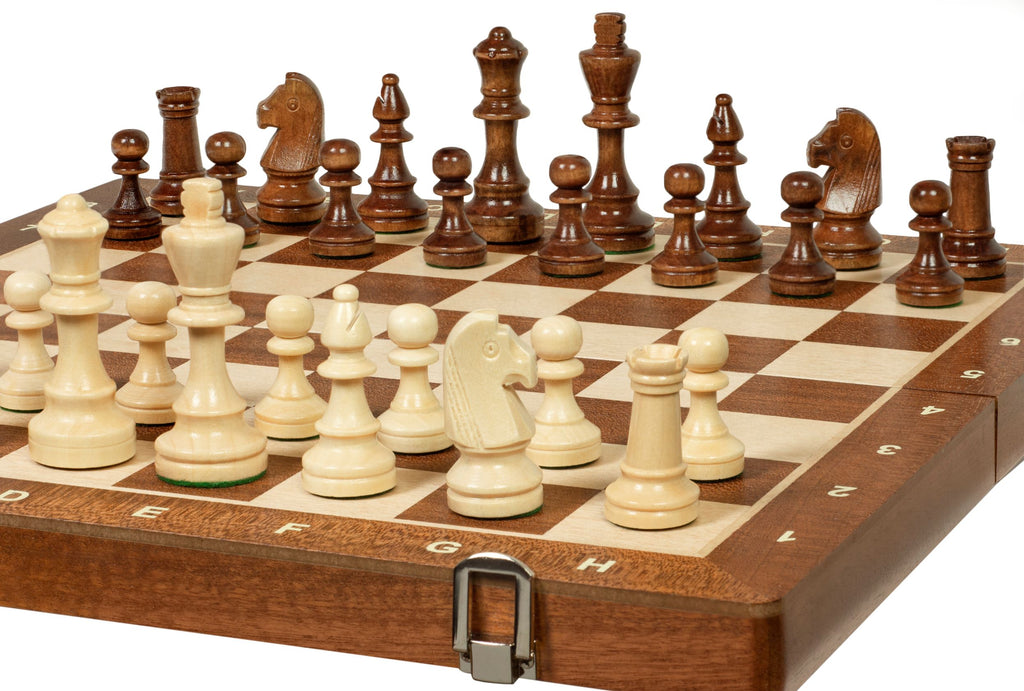 Juego de ajedrez Sunrise Tournament n.° 4: caoba y arce