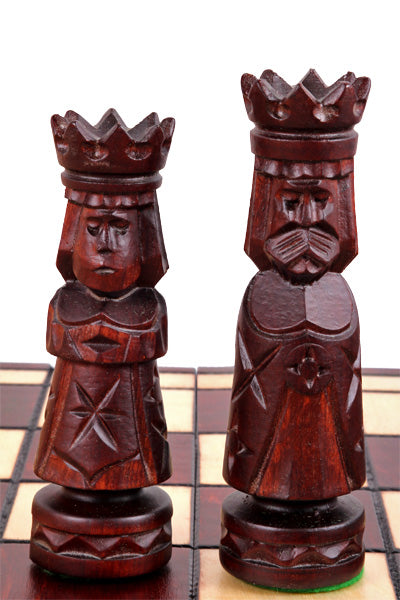 Juego de ajedrez plegable pequeño Castle, piezas de madera de tilo artesanales, tablero de 50 cm