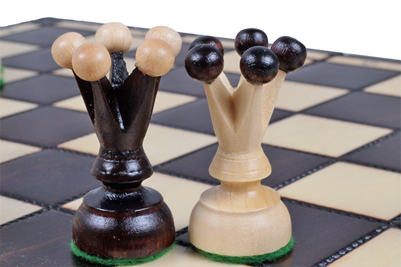 Juego de ajedrez mediano King's marrón con bandeja de inserción (60 mm)