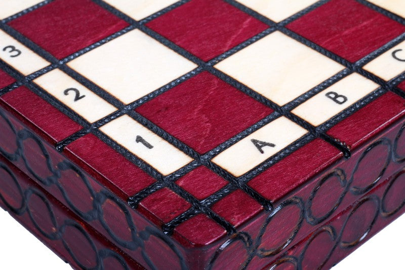 Juego de ajedrez pequeño King's Cherry con forro de fieltro (60 mm)