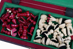 Juego de ajedrez pequeño King's Cherry con forro de fieltro (60 mm)