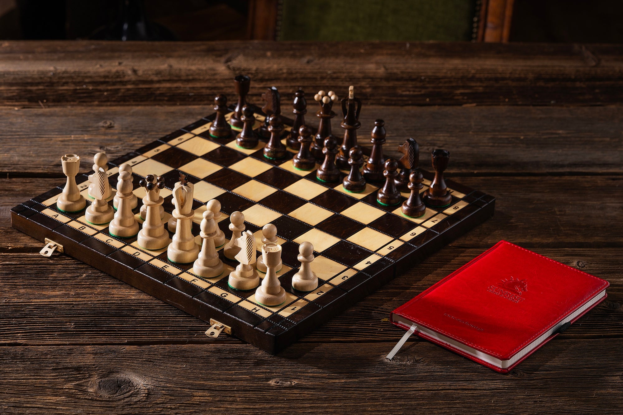 Juego de ajedrez plegable de madera con tablero Ace de 16,5" y almacenamiento, y rey de 3,94"
