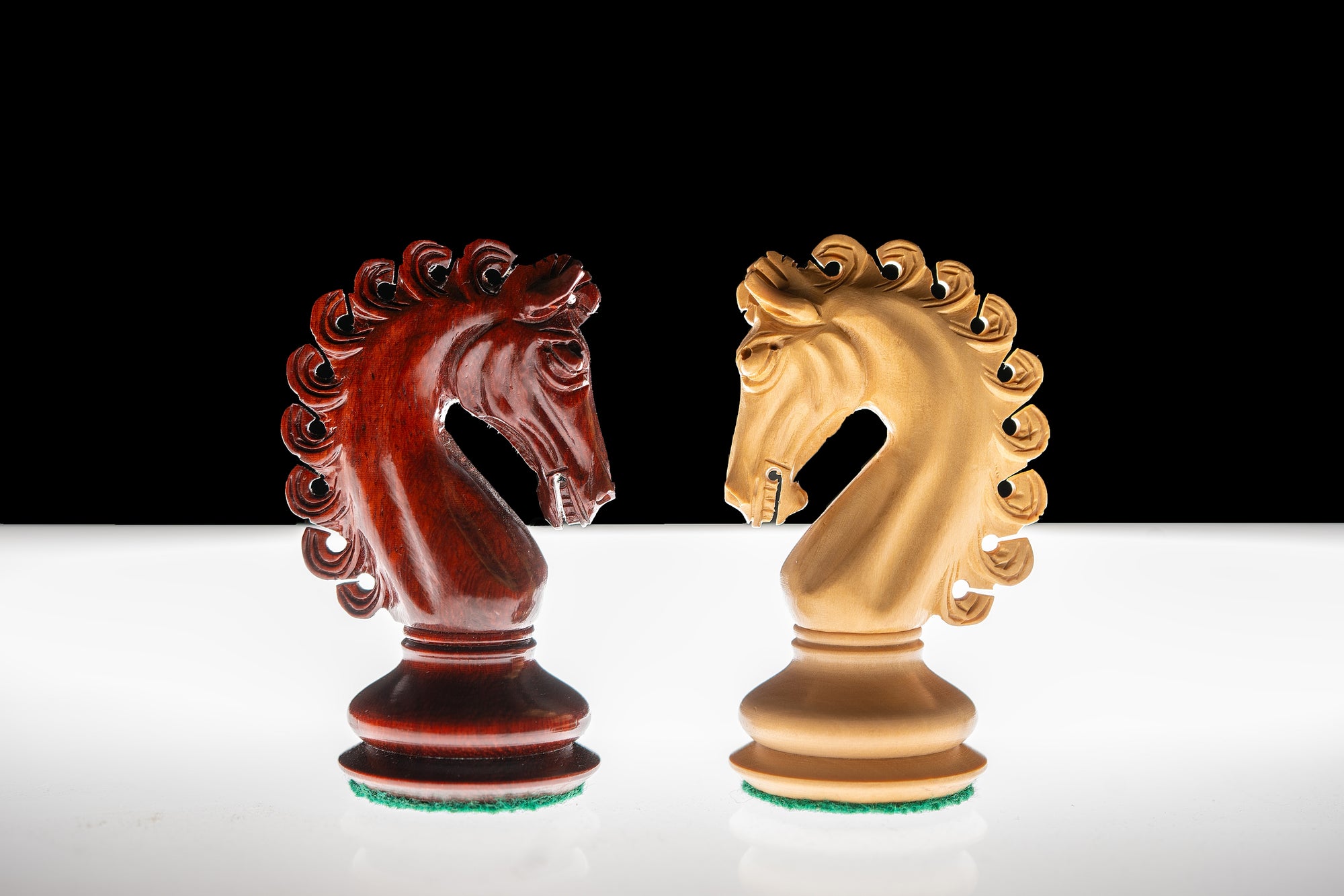 Piezas de ajedrez Empire Redwood de 4,25 pulgadas