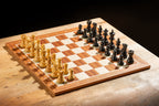 Juego de ajedrez de caoba y arce con notación, piezas ebonizadas de 3" y casillas de 1,77"